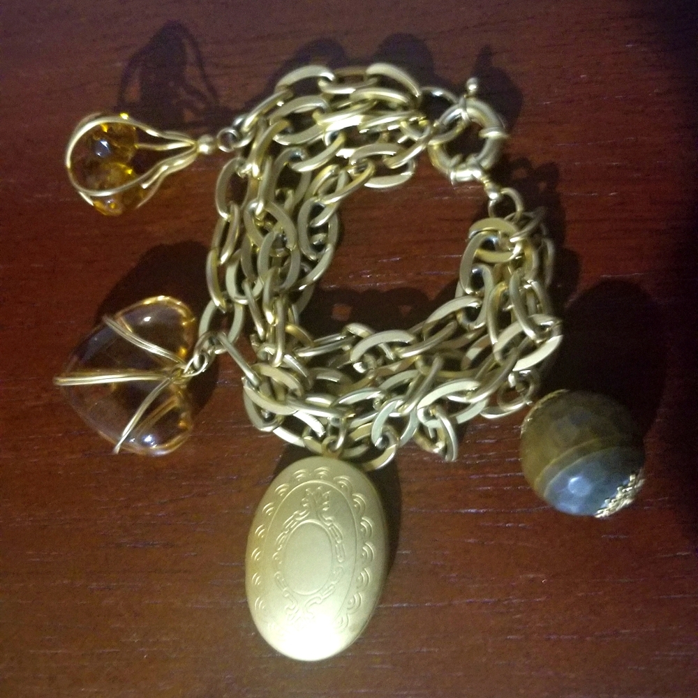 ⚜ Gold Charm Locket Bracelet ⚜